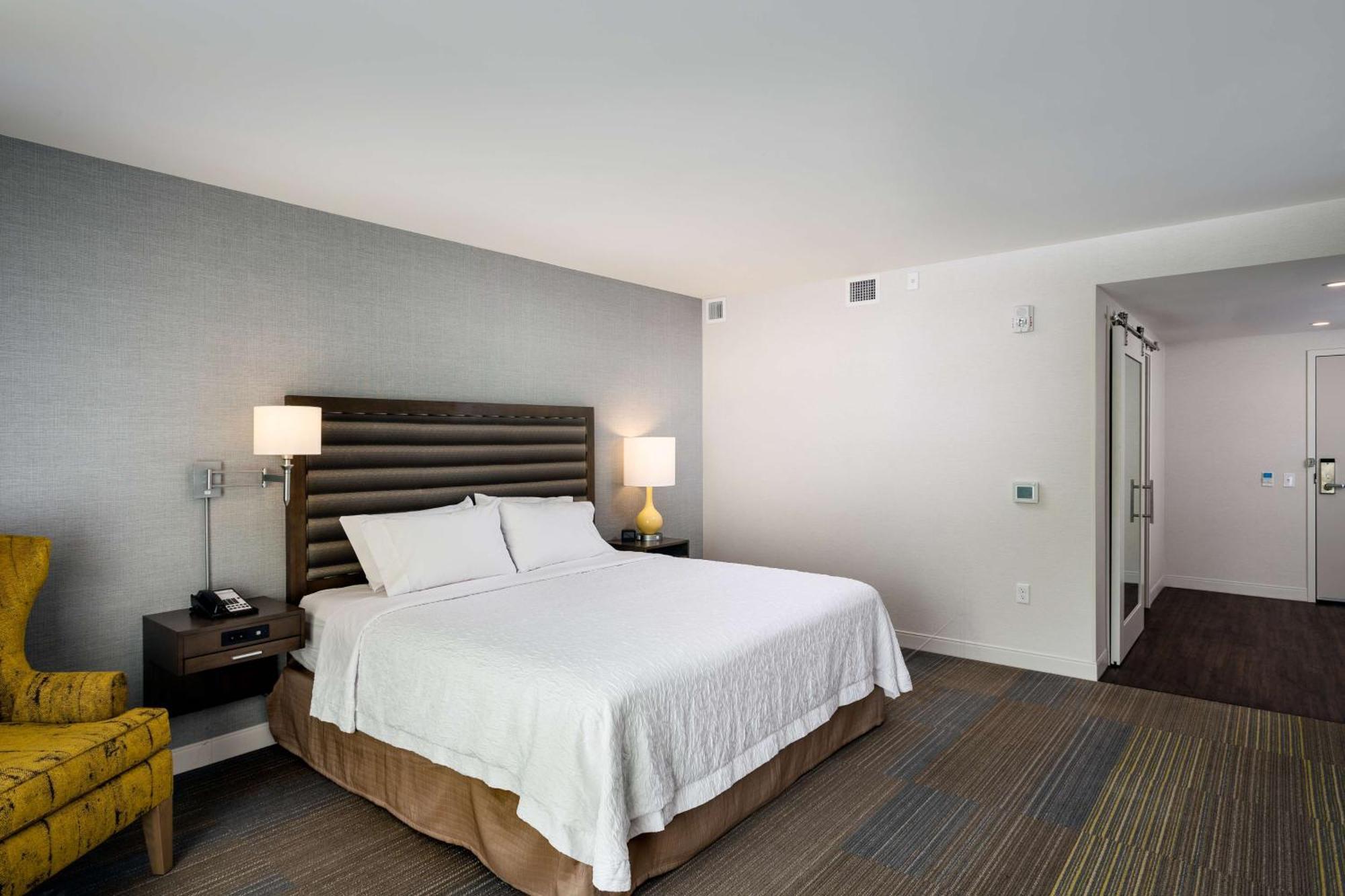 Hampton Inn & Suites By Hilton Seattle/Northgate Dış mekan fotoğraf