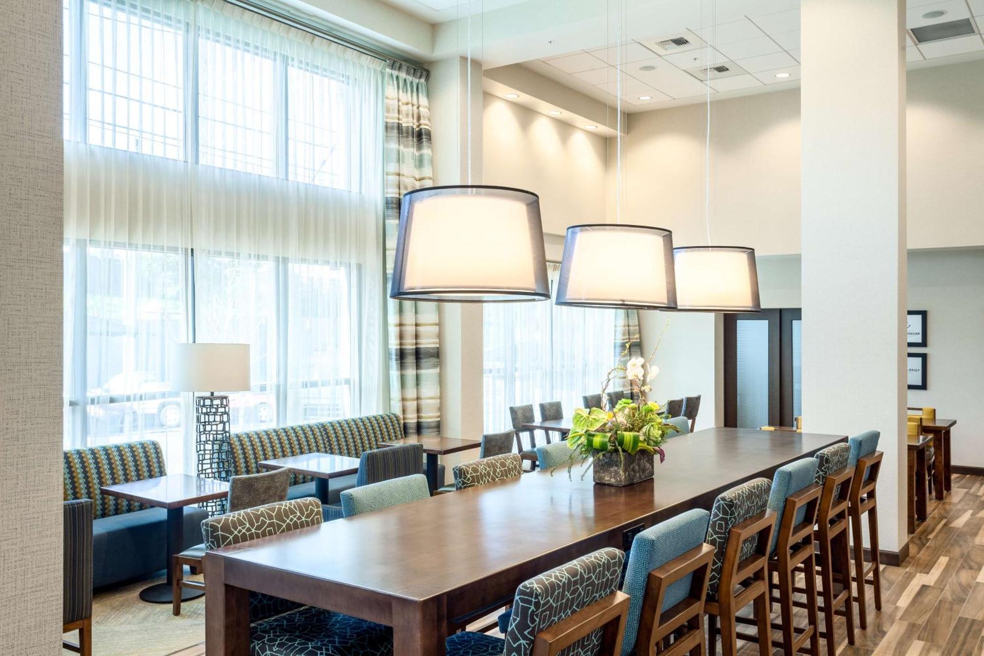 Hampton Inn & Suites By Hilton Seattle/Northgate Dış mekan fotoğraf